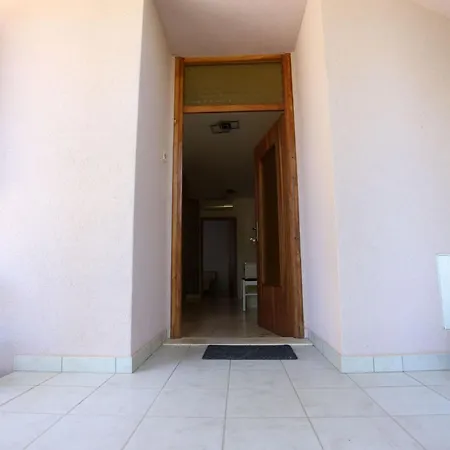 Apartmán Ruzica Mit Terrasse By Interhome